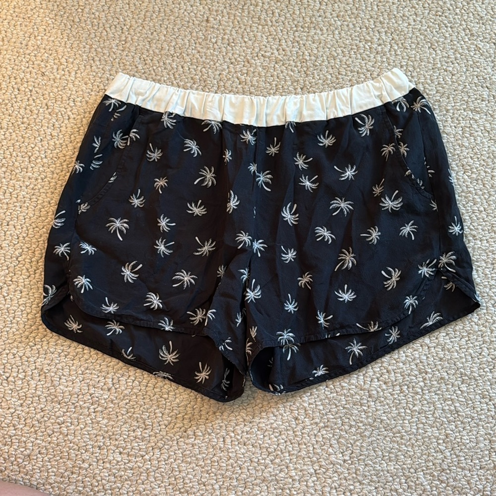 Madewell - Black Palm Tree Print Silk Shorts